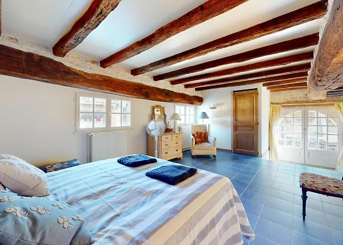 The River House Hébergement de vacances Saint-Simon (Charente)